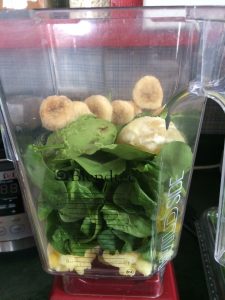 Tropical Green Smoothie ~ freelyeatwhole.com